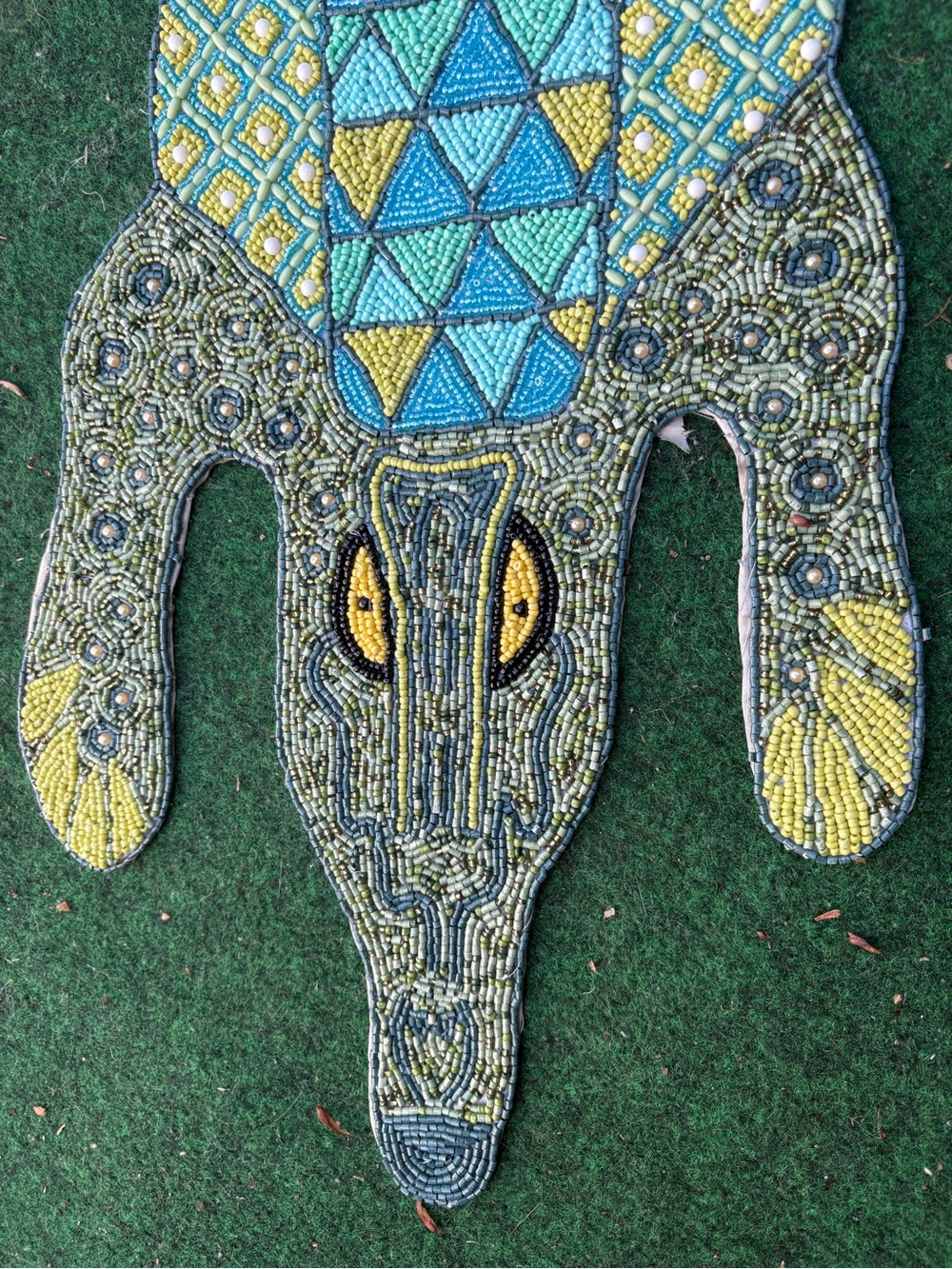 Crocodile alligator glass beaded table runner world market 35” long - Picture 3 of 5